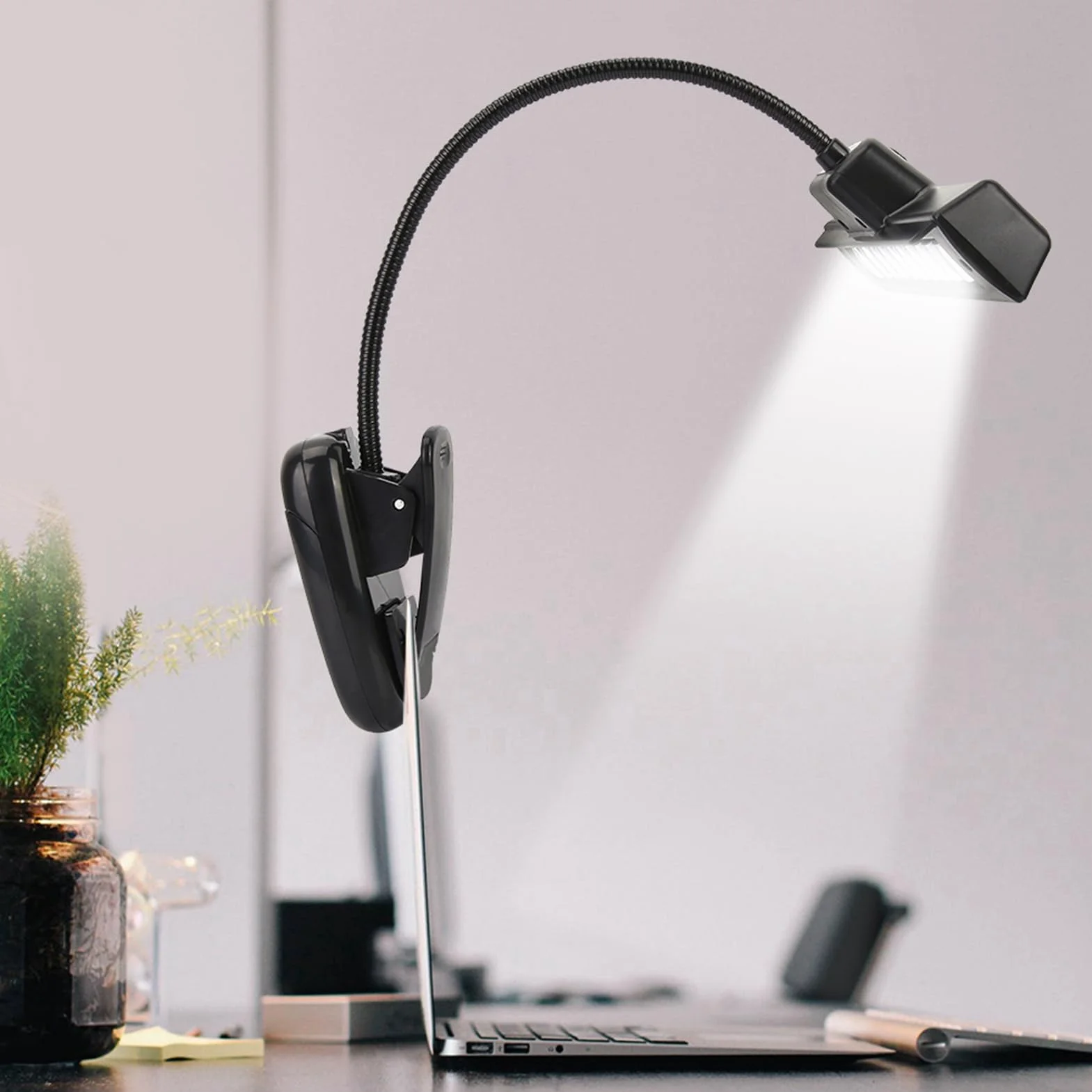 Dilwe Clip On lampa na pulpit Orchestra LED z 360 stopni łabędzia szyjka na biurko stół