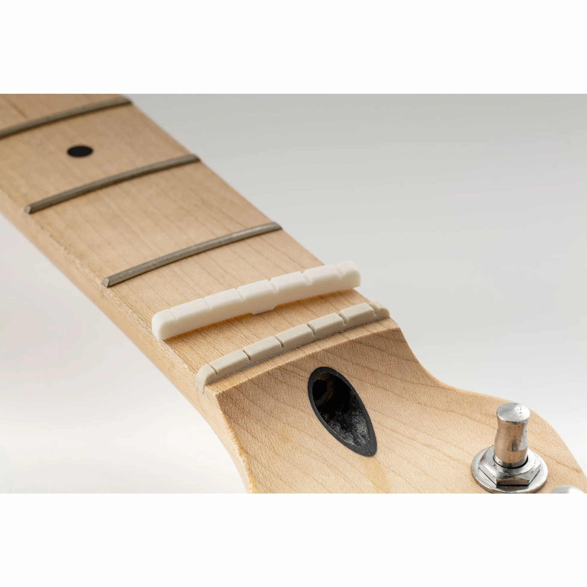 Musiclily Pro 43mm Typu Strat Kość Siodełko Nut do Gitary Elektrycznej 6-strunowej Fender Strat/Tele 43x3,2x5,1mm (2 szt)