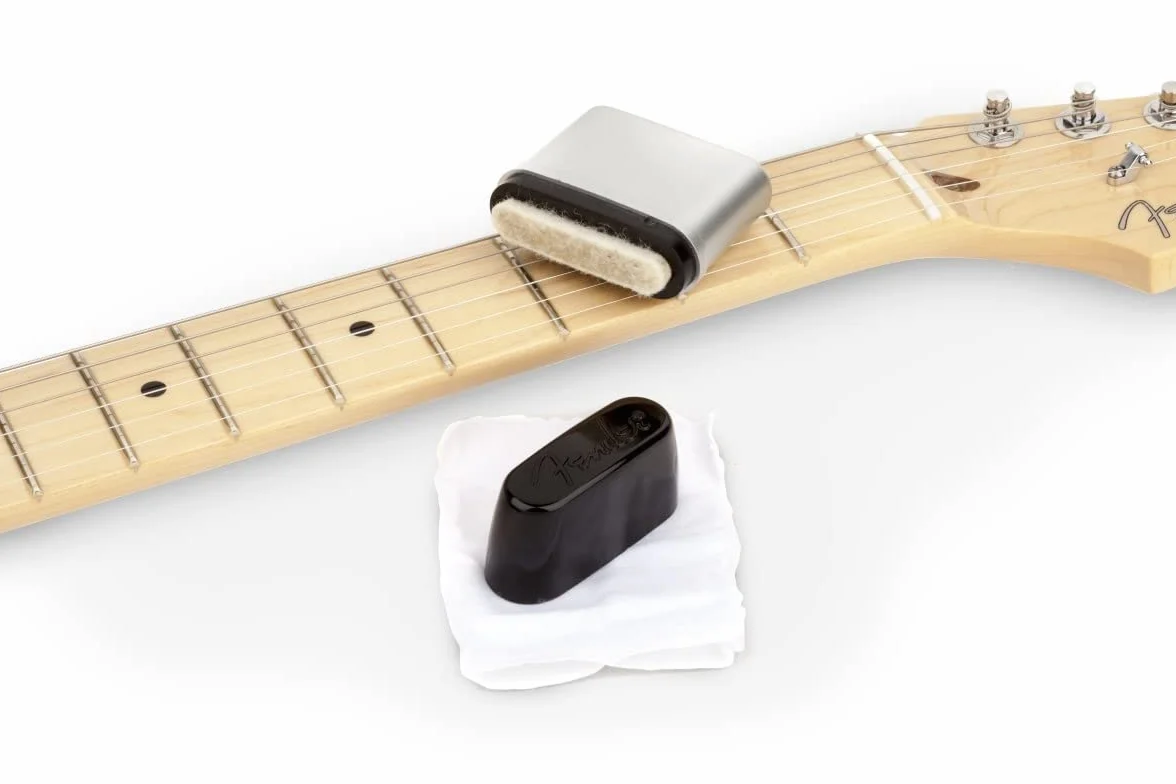 Fender Środek do czyszczenia strunów gitarowych Speed Speed Slick