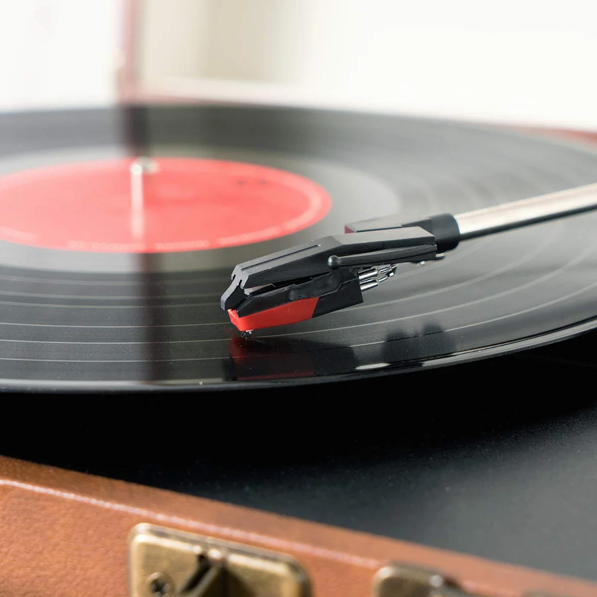 Navaris 2x zamienna igła gramofonowa z igłą do płyt winylowych - stalowa igła z safirem na szczycie do płyt 33 45 78 rpm - zamienna igła gramofonu, system rysików